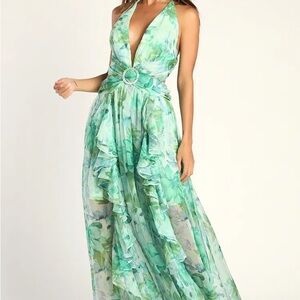 Lulu’s Light Green Floral Maxi Dress
